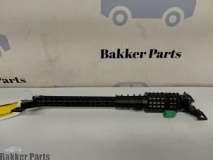 Gebruikte Stoelverstelling motor Volvo V60 II (ZW) 2.0 B4 16V Mild Hybrid Geartronic Prijs € 120,00 Margeregeling aangeboden door Bakker Parts