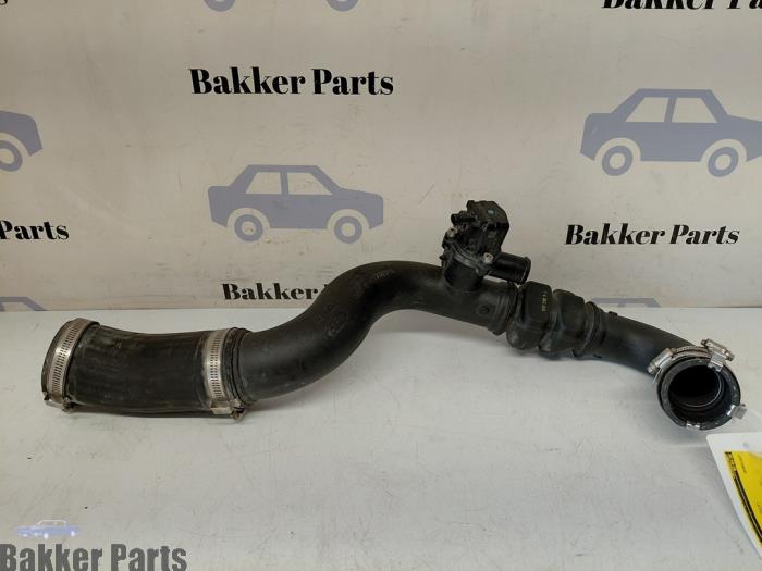 Gebruikte Intercooler Buis Ford Usa Mustang VI Fastback 2.3 EcoBoost 16V Prijs € 75,00 Margeregeling aangeboden door Bakker Parts