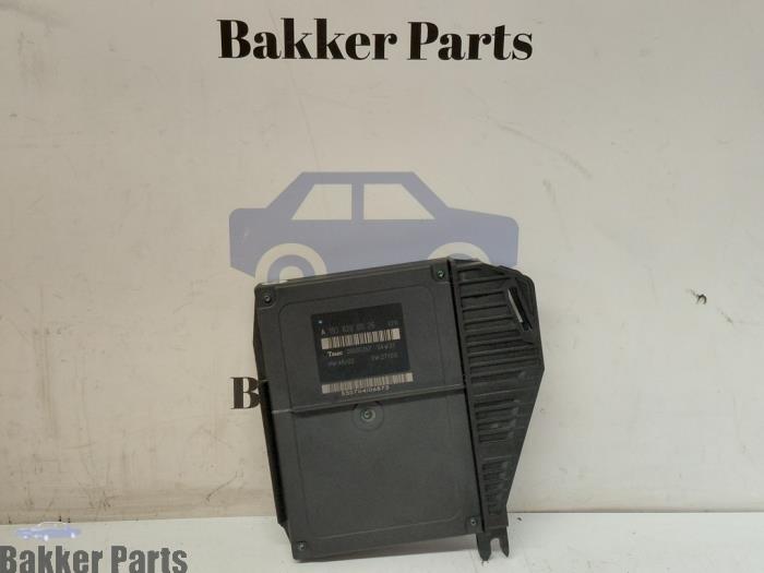 Gebruikte Module Bodycontrol Chrysler Crossfire 3.2 V6 18V Prijs € 170,00 Margeregeling aangeboden door Bakker Parts