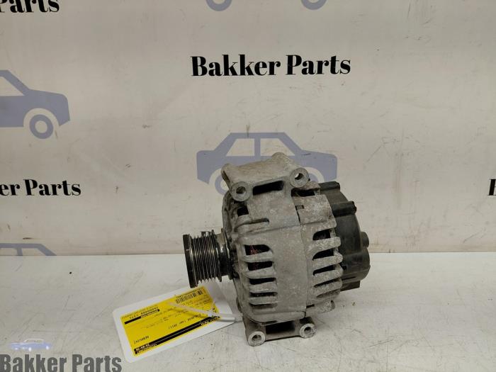 Gebruikte Dynamo Mercedes E Estate (S212) E-250 CGI 16V BlueEfficiency Prijs € 75,00 Margeregeling aangeboden door Bakker Parts