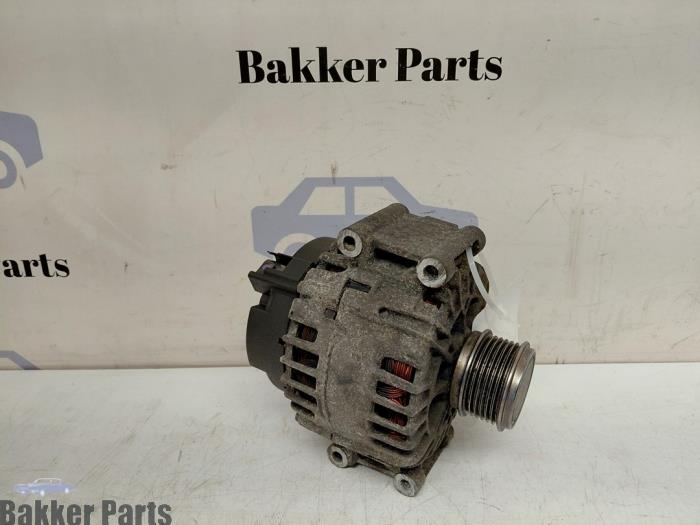 Gebruikte Dynamo Audi A3 Limousine (8VS/8VM) 2.0 TFSI 16V Quattro Prijs € 65,00 Margeregeling aangeboden door Bakker Parts