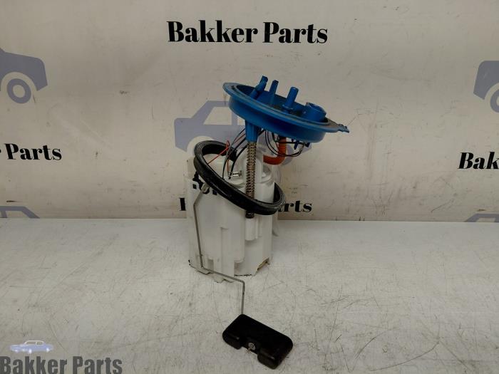 Gebruikte Benzinepomp Audi A3 Sportback (8VA/8VF) 1.0 TFSI 12V Prijs € 50,00 Margeregeling aangeboden door Bakker Parts