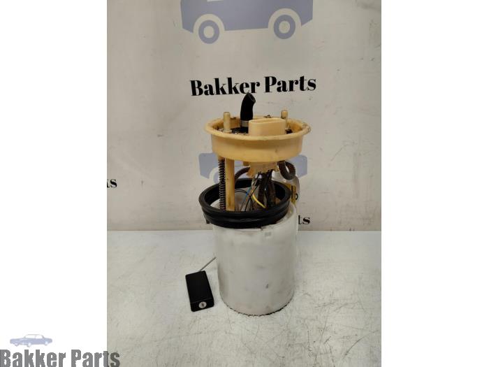 Gebruikte Dieselpomp Volkswagen Polo V (6R) 1.2 TDI 12V BlueMotion Prijs € 50,00 Margeregeling aangeboden door Bakker Parts
