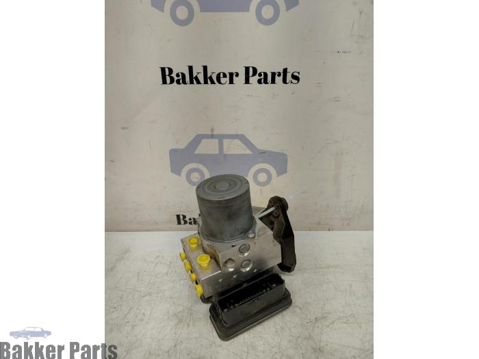 Gebruikte ABS Pomp Audi A4 Allroad Quattro (B9) 3.0 TDI V6 24V Prijs op aanvraag aangeboden door Bakker Parts