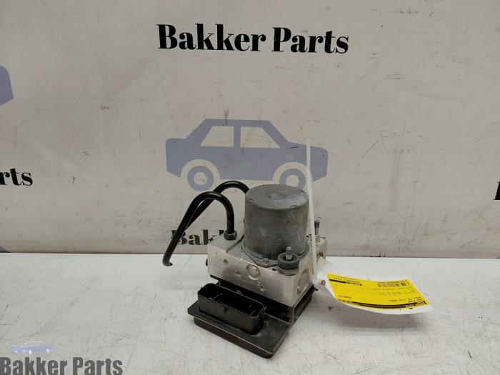 Gebruikte ABS Pomp Audi S4 Avant (B7) S4 4.2 V8 40V Prijs € 65,00 Margeregeling aangeboden door Bakker Parts