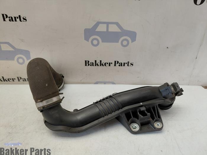 Gebruikte Intercooler Buis Audi A4 Avant (B8) 1.8 TFSI 16V Prijs € 40,00 Margeregeling aangeboden door Bakker Parts