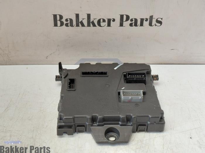 Gebruikte Module Bodycontrol Opel Movano 2.3 CDTi 16V FWD Prijs € 175,00 Margeregeling aangeboden door Bakker Parts