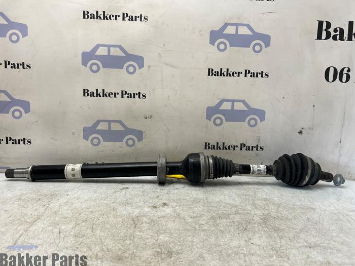 Gebruikte Steekas rechts-voor Mercedes CLA (118.3) 2.0 CLA-45 S AMG Turbo 16V 4-Matic+ Prijs € 500,00 Margeregeling aangeboden door Bakker Parts