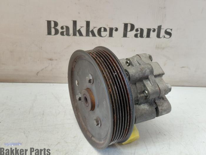Gebruikte Servopomp Opel Movano 2.3 CDTi 16V FWD Prijs € 75,00 Margeregeling aangeboden door Bakker Parts