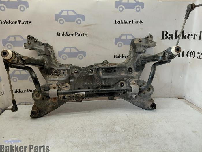 Gebruikte Subframe Ford Transit Connect (PJ2) 1.6 TDCi 16V 95 Prijs € 140,00 Margeregeling aangeboden door Bakker Parts