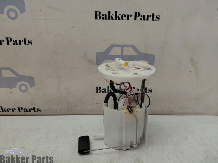 Gebruikte Tank element Pomp Ford Kuga III (DFK) 2.5 PHEV 16V Prijs € 75,00 Margeregeling aangeboden door Bakker Parts