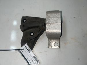 Gebruikte Motorsteun Dacia Sandero I (BS) 1.4 Prijs € 19,99 Margeregeling aangeboden door JCR Janssen Car Recycling