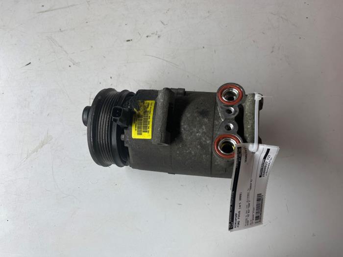 Gebruikte Aircopomp Ford Focus 2 1.6 Ti-VCT 16V Prijs € 34,95 Margeregeling aangeboden door JCR Janssen Car Recycling