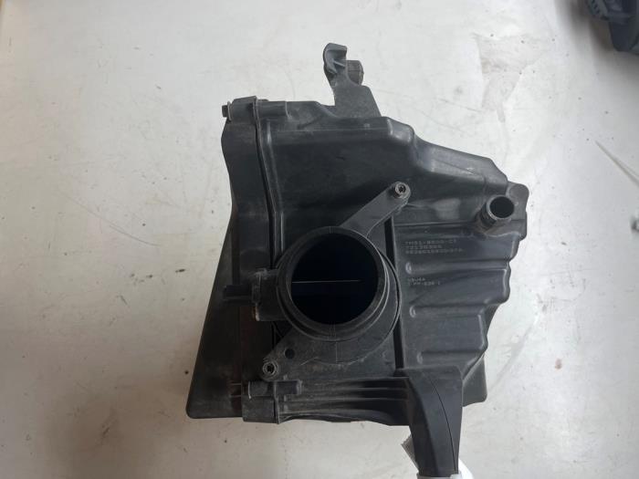 Gebruikte Luchtfilterhuis Ford Focus 2 1.6 Ti-VCT 16V Prijs € 14,95 Margeregeling aangeboden door JCR Janssen Car Recycling