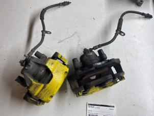 Gebruikte Remklauw set Ford Fiesta 7 Prijs € 25,00 Margeregeling aangeboden door JCR Janssen Car Recycling