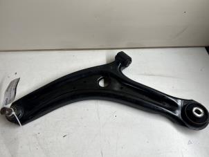 Gebruikte Draagarm links-voor Ford Puma 1.0 Ti-VCT EcoBoost mHEV 12V Prijs € 78,65 Inclusief btw aangeboden door JCR Janssen Car Recycling