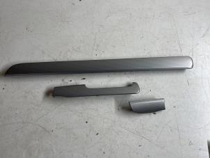 Gebruikte Sierstrip Volkswagen Golf VI (5K1) 1.4 TSI 160 16V Prijs € 24,95 Margeregeling aangeboden door JCR Janssen Car Recycling