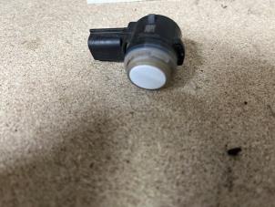 Gebruikte PDC Sensor Ford Puma 1.0 Ti-VCT EcoBoost mHEV 12V Prijs € 9,08 Inclusief btw aangeboden door JCR Janssen Car Recycling