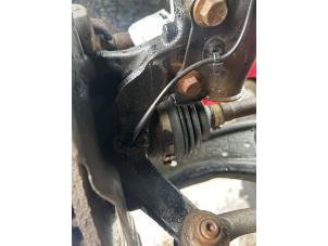 Gebruikte Fusee houder links-voor Ford Fiesta 7 1.0 EcoBoost 12V 100 Prijs € 57,49 Margeregeling aangeboden door JCR Janssen Car Recycling