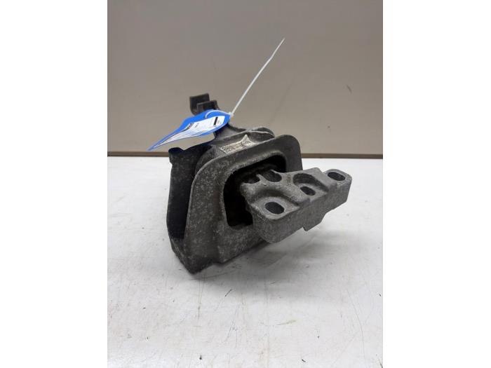 Gebruikte Motorrubber Volkswagen Golf VII Variant (AUVV) 1.4 TSI BlueMotion Technology 125 16V Prijs € 19,99 Margeregeling aangeboden door JCR Janssen Car Recycling