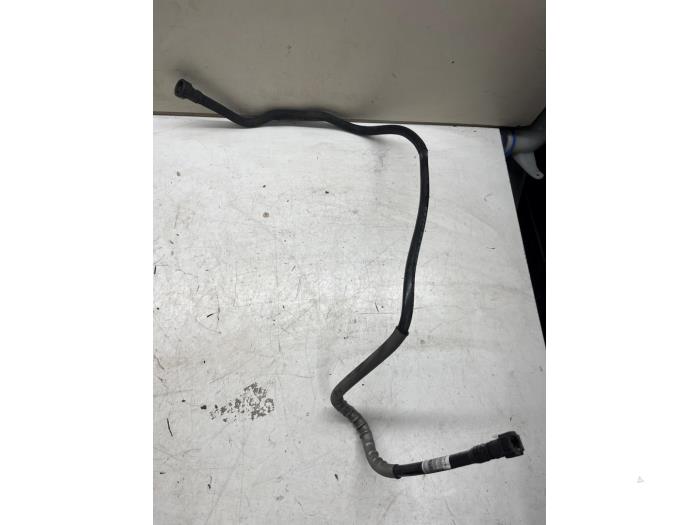 Gebruikte Brandstofleiding Mini Mini (F56) 1.5 12V Cooper Prijs € 23,00 Margeregeling aangeboden door JCR Janssen Car Recycling