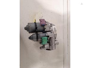 Gebruikte Schakelrobot Peugeot 208 I (CA/CC/CK/CL) 1.2 Vti 12V PureTech 82 Prijs € 363,00 Inclusief btw aangeboden door Autodemontagebedrijf W. de Laat