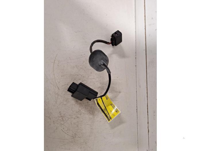 Gebruikte Brandstofpomp module Seat Leon (1P1) 1.4 TSI 16V Prijs € 25,00 Margeregeling aangeboden door Autodemontagebedrijf W. de Laat