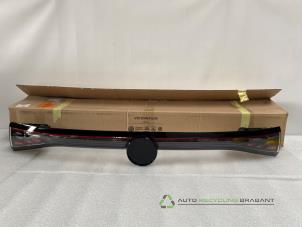 Gebruikte Achterlicht balk links + rechts Volkswagen ID.4 (E21) Prijs € 250,00 Inclusief btw aangeboden door Auto Recycling Brabant