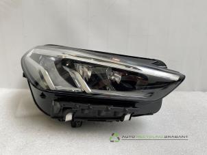 Gebruikte Koplamp rechts BMW X1 (U11) sDrive 16i 1.5 TwinPower Turbo 12V Prijs € 400,00 Margeregeling aangeboden door Auto Recycling Brabant