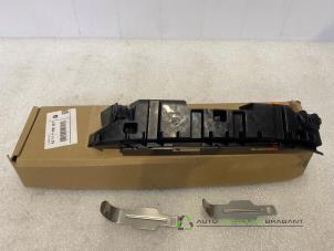 Nieuwe Koplampframe links BMW X3 Van (G01) Prijs € 15,00 Inclusief btw aangeboden door Auto Recycling Brabant