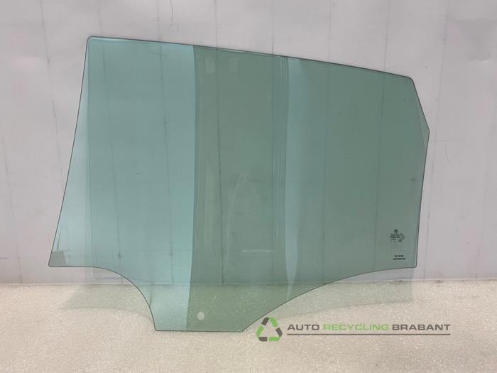 Portierruit 4Deurs rechts-achter van een Volkswagen Polo V (6R) 1.4 16V 2010