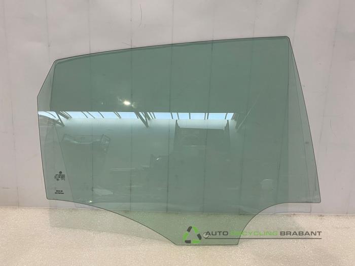 Portierruit 4Deurs rechts-achter van een Volkswagen Polo V (6R) 1.4 16V 2010