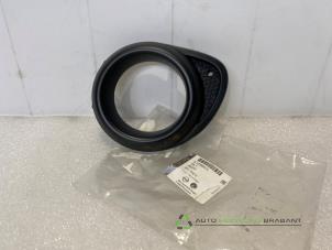 Gebruikte Sierlijst Opel Adam Prijs € 20,00 Inclusief btw aangeboden door Auto Recycling Brabant