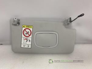 Gebruikte Zonneklep Jeep Renegade Prijs € 50,00 Margeregeling aangeboden door Auto Recycling Brabant