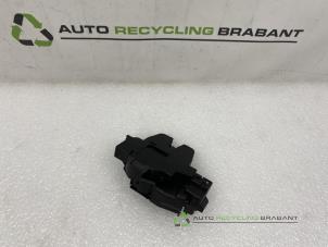 Gebruikte Cilinderslot achter Peugeot 308 Prijs € 175,00 Margeregeling aangeboden door Auto Recycling Brabant