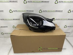 Gebruikte Koplamp rechts Ford Puma Prijs € 430,00 Inclusief btw aangeboden door Auto Recycling Brabant