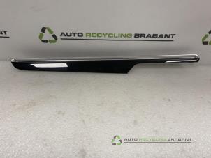 Gebruikte Sierlijst Porsche Macan Prijs € 100,00 Margeregeling aangeboden door Auto Recycling Brabant