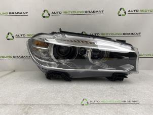 Gebruikte Koplamp rechts BMW X5 Prijs € 849,99 Inclusief btw aangeboden door Auto Recycling Brabant