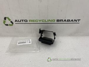 Gebruikte Chassisbalk voor BMW IX Prijs € 75,00 Inclusief btw aangeboden door Auto Recycling Brabant