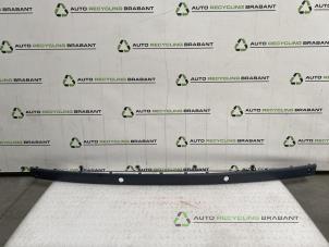 Gebruikte Carrosserielijst BMW 7-Serie Prijs € 30,00 Inclusief btw aangeboden door Auto Recycling Brabant