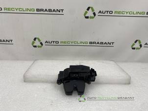 Gebruikte Achterslot Cilinder Citroen DS4 Prijs € 20,00 Margeregeling aangeboden door Auto Recycling Brabant