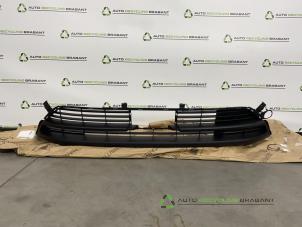 Gebruikte Grille Opel Grandland X Prijs € 70,00 Inclusief btw aangeboden door Auto Recycling Brabant