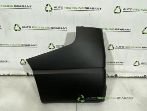 Gebruikte Achterbumper Renault Trafic Prijs € 39,99 Inclusief btw aangeboden door Auto Recycling Brabant