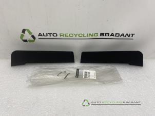 Gebruikte Sierstrip Renault Kadjar Prijs € 5,00 Inclusief btw aangeboden door Auto Recycling Brabant