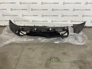 Gebruikte Diffuser achterbumper Porsche Macan Prijs € 79,99 Inclusief btw aangeboden door Auto Recycling Brabant