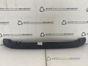 Gebruikte Frontbalk Citroen C1 Prijs € 19,99 Inclusief btw aangeboden door Auto Recycling Brabant