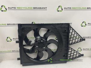 Gebruikte Koelvinhuis Skoda Fabia Prijs € 35,00 Margeregeling aangeboden door Auto Recycling Brabant