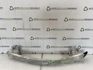 Gebruikte Frontbalk Audi TT Prijs € 80,00 Margeregeling aangeboden door Auto Recycling Brabant