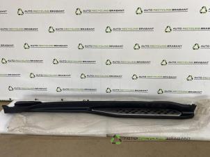 Gebruikte Treeplank links Honda HR-V Prijs € 120,00 Inclusief btw aangeboden door Auto Recycling Brabant