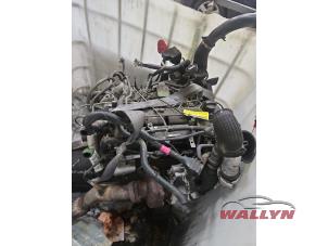 Gebruikte Motor Ssang Yong Rodius 2.2 SV 220 e-XDi 16V 2WD Prijs € 2.100,00 Inclusief btw aangeboden door Wallyn COMMV